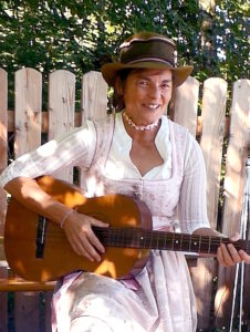 Barbara Lexa auf der Alm